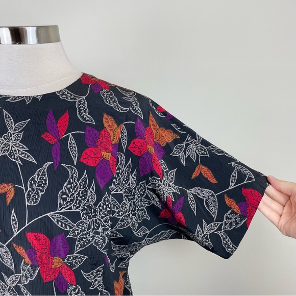 Vintage Innervisions By Ship N Shore Black Purple Floral Blouse Top Women 14 - Picture 5 of 7